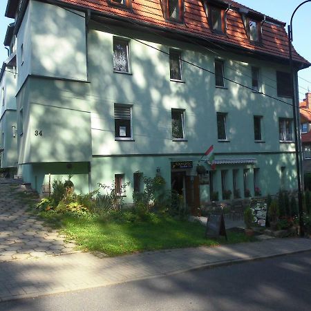 Bezowy pokój Jedlina-Zdroj Exterior foto