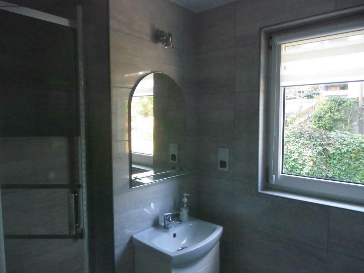 Bezowy pokój Jedlina-Zdroj Exterior foto